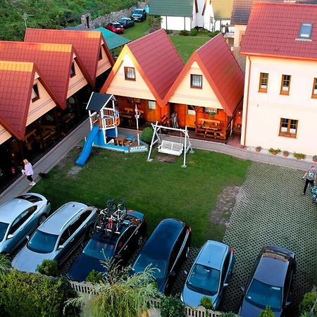 Domki Letniskowe Neptun Chłopy Exterior foto